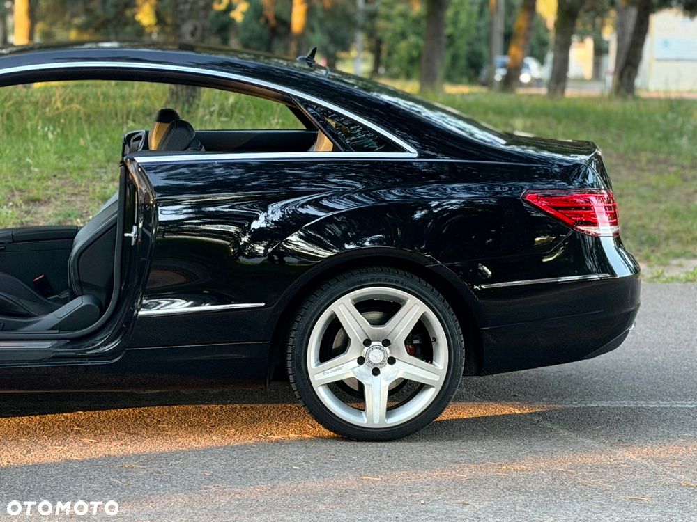 Mercedes-Benz Klasa E 250 CDI 7G-TRONIC - 12