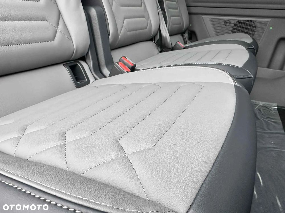 Volkswagen Caravelle 2.0 TDI L2 Life - 18