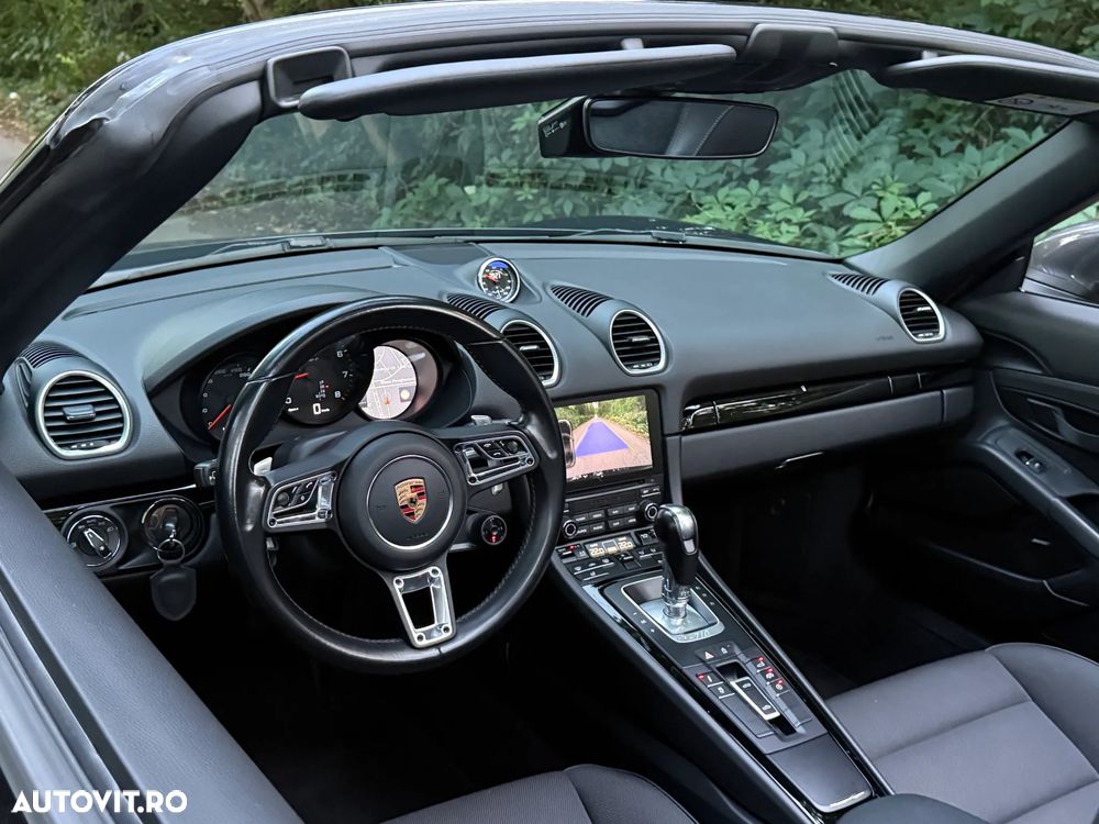 Porsche Boxster T PDK - 8