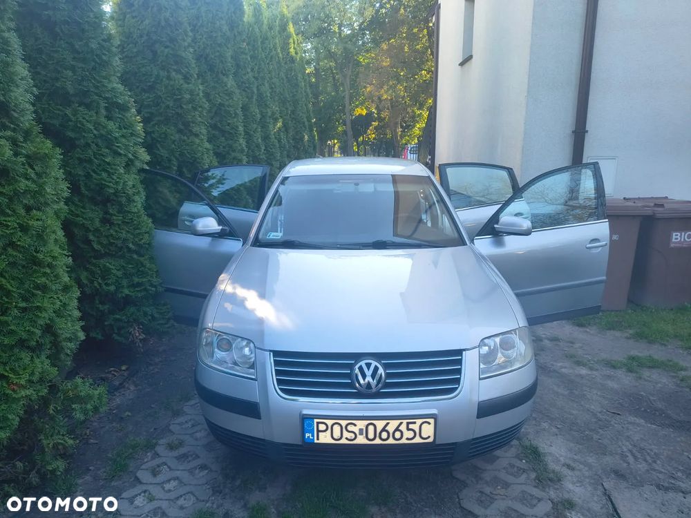 Volkswagen Passat 1.6 Basis - 17