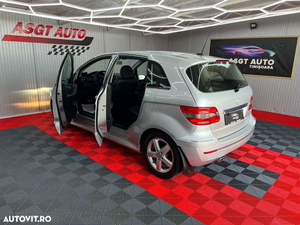 Mercedes-Benz B 180 - 17