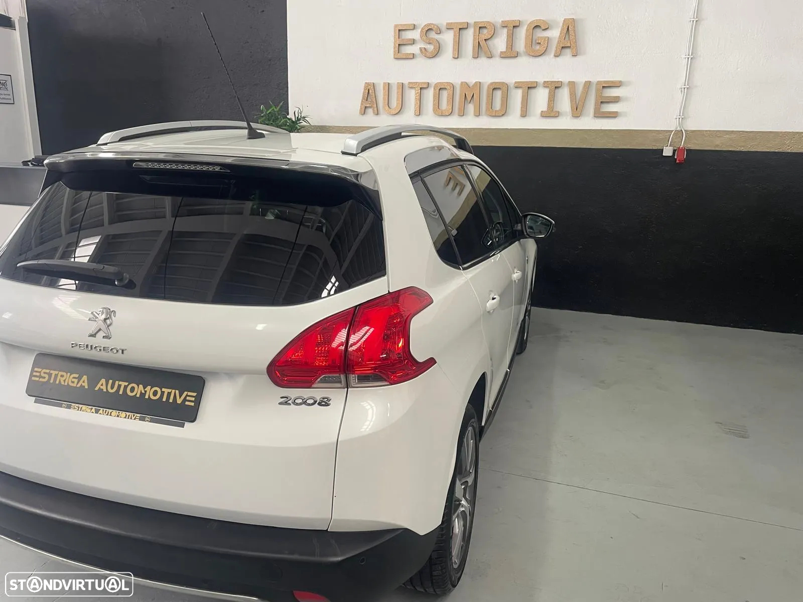 Peugeot 2008 1.2 PureTech Crossway - 11