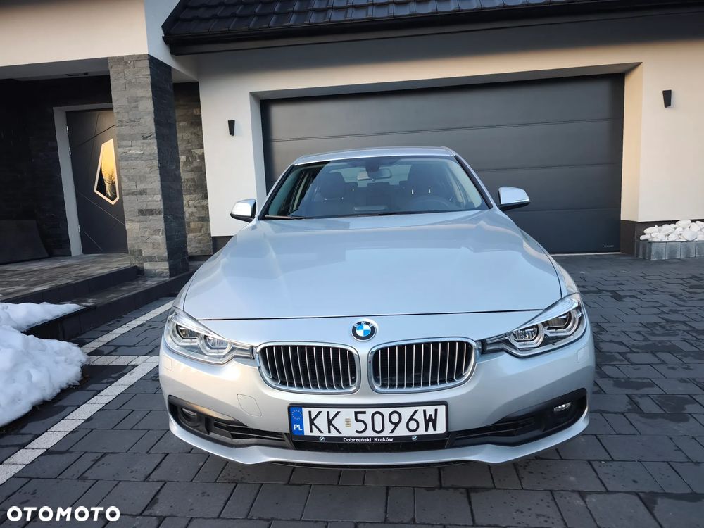 BMW Seria 3 318i Advantage - 5