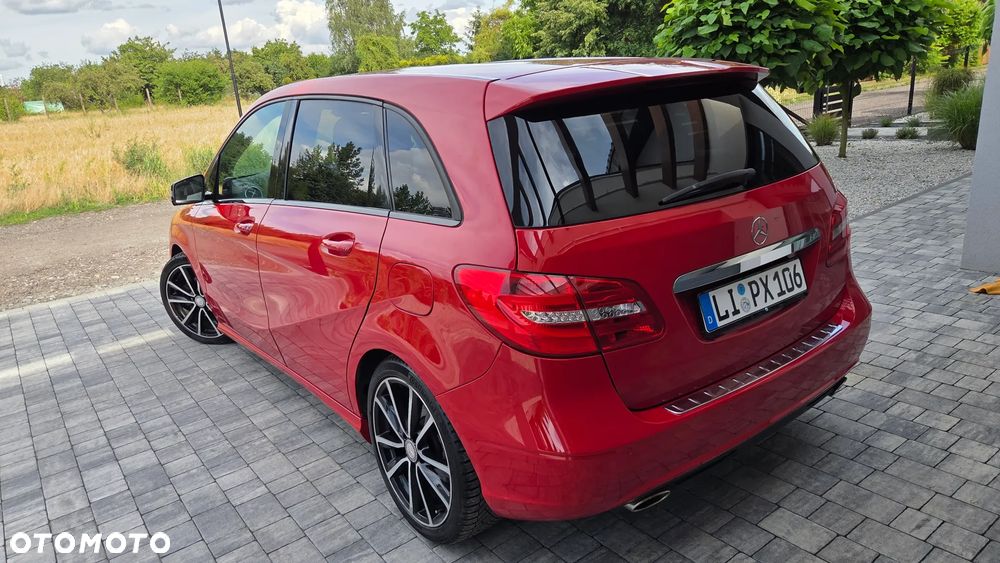 Mercedes-Benz Klasa B 200 (BlueEFFICIENCY) - 26