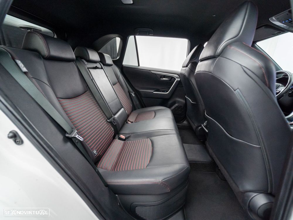 Toyota RAV4 2.5 HDF Plug-in Square Co.AWD-i - 39