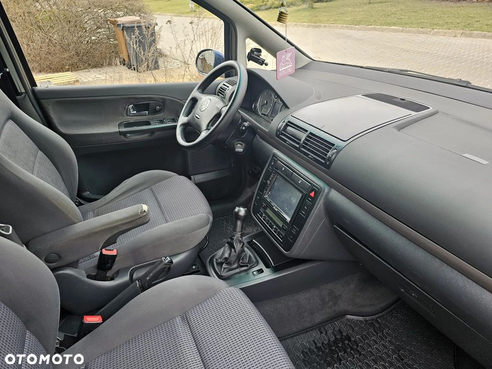 Volkswagen Sharan 2.0 TDI Highline - 14