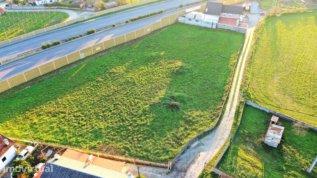 Terreno rústico com viabilidade de construção - Croca, Penafiel - Grande imagem: 3/34