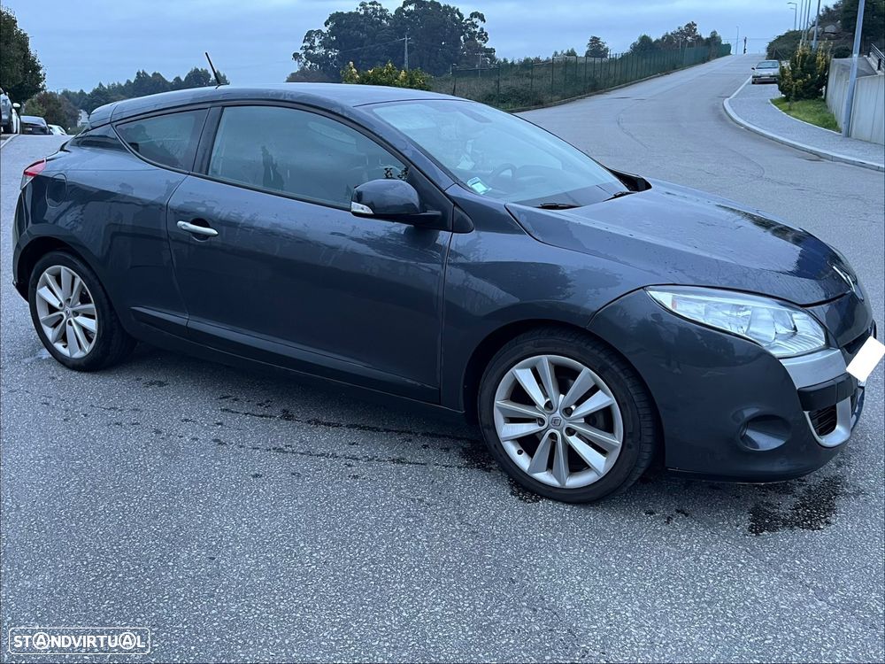 Renault Mégane Coupe 1.5 dCi Dynamique - 4