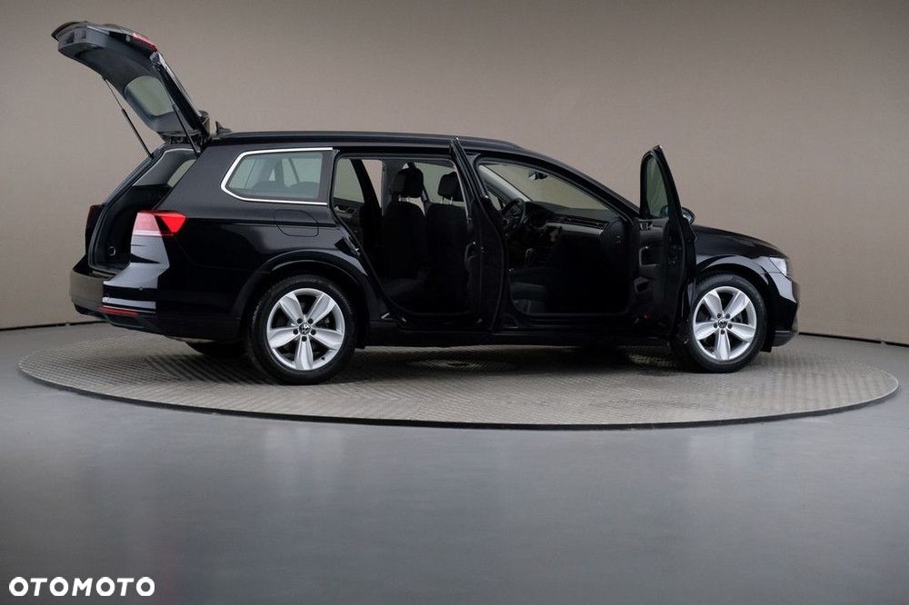 Volkswagen Passat Variant 2.0 TSI Business DSG - 6
