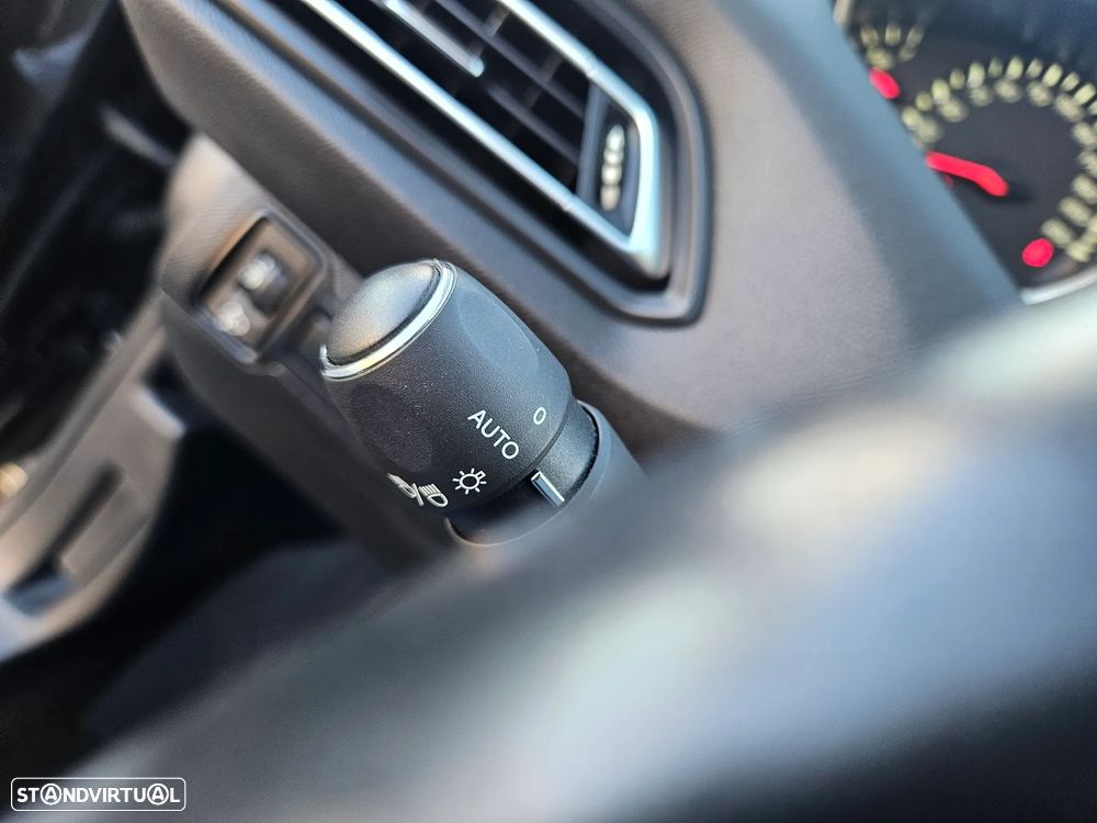 Peugeot 308 SW 1.5 BlueHDi Style - 46