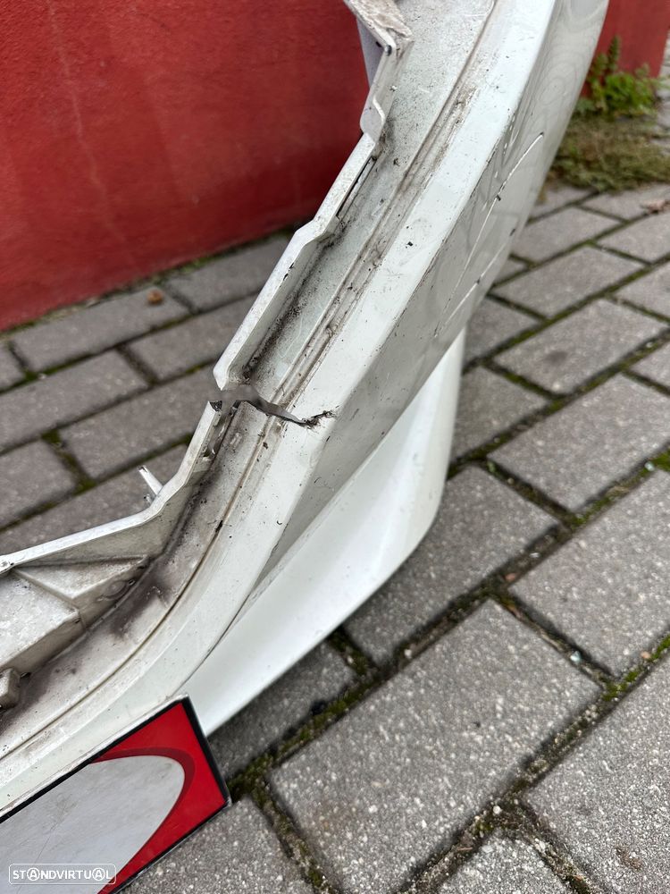 Parachoque nissan leaf - 5