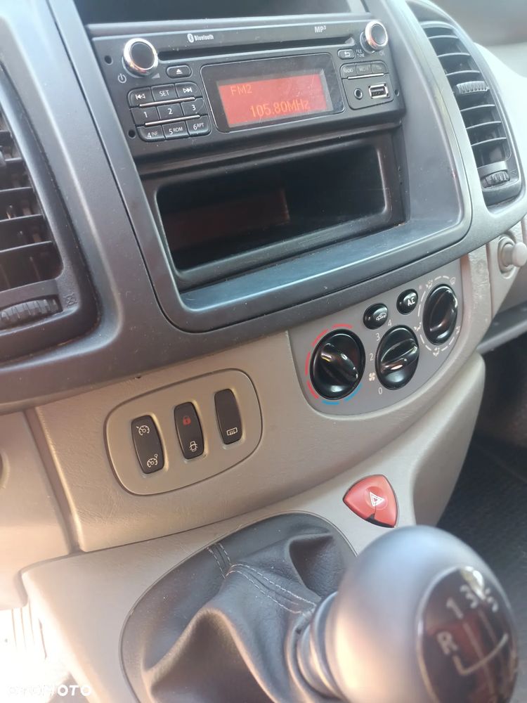 Opel Vivaro - 30
