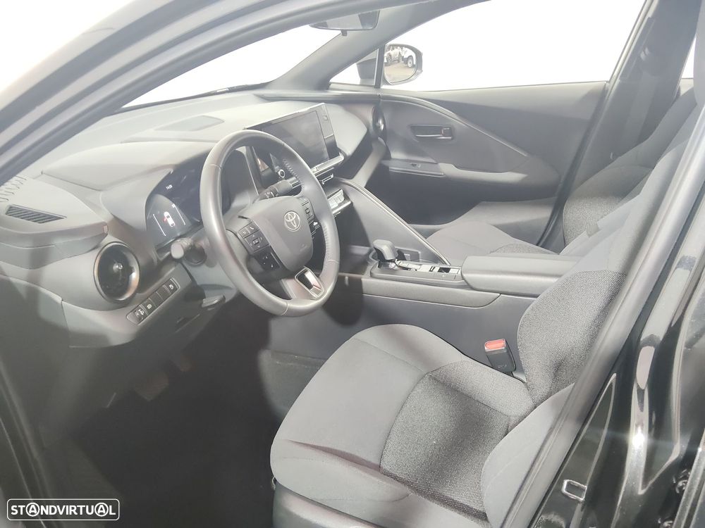 Toyota C-HR - 13