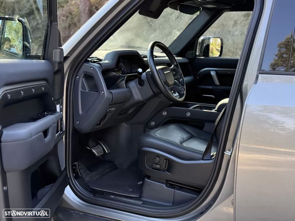 Land Rover Defender 2.0 P400e 110 AWD X-Dynamic HSE - 25