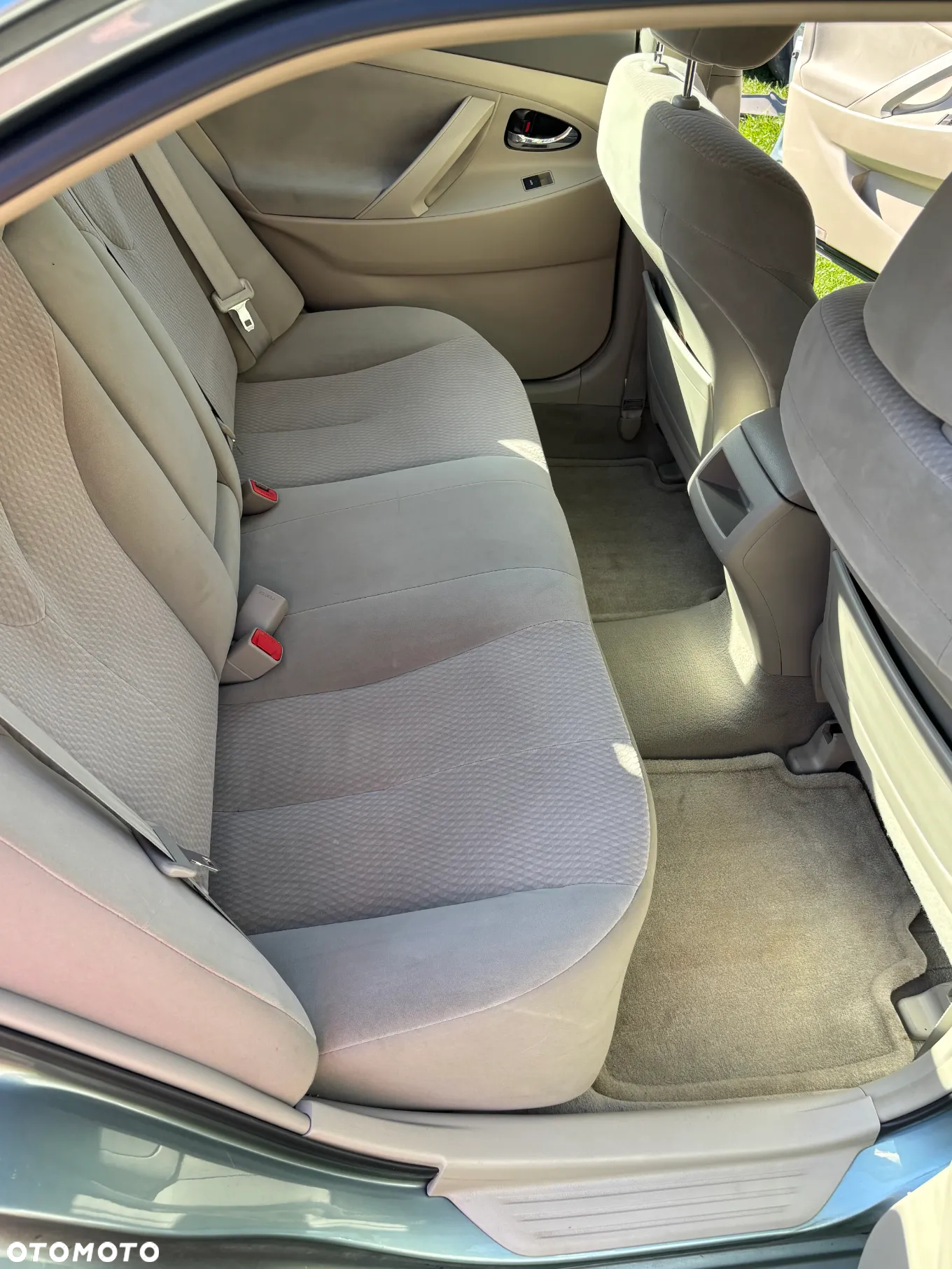 Toyota Camry 2.5 LE - 15
