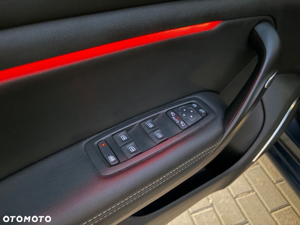 Renault Megane ENERGY TCe 130 INTENS - 29