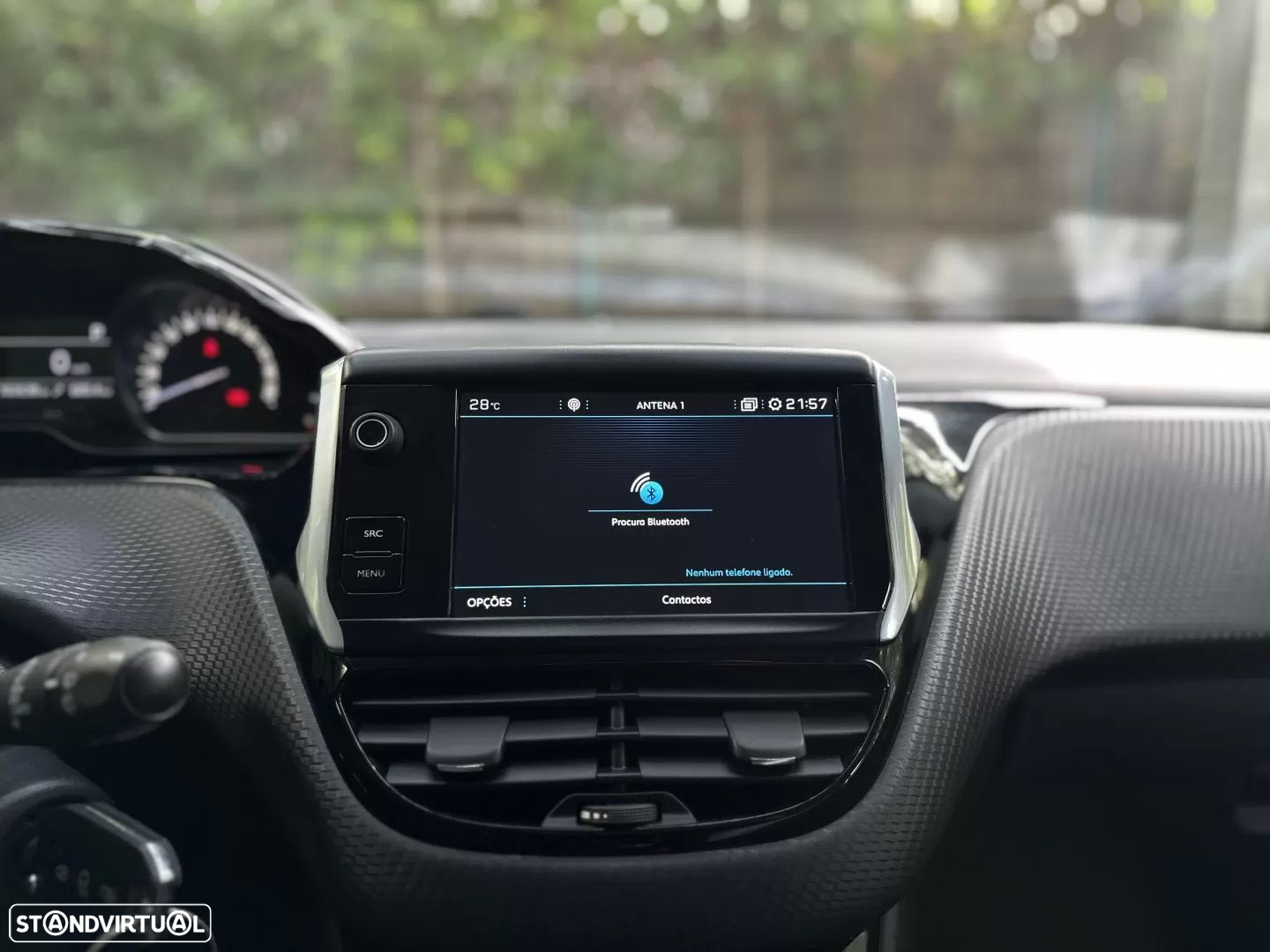Peugeot 208 1.2 PureTech Allure EAT6 - 30