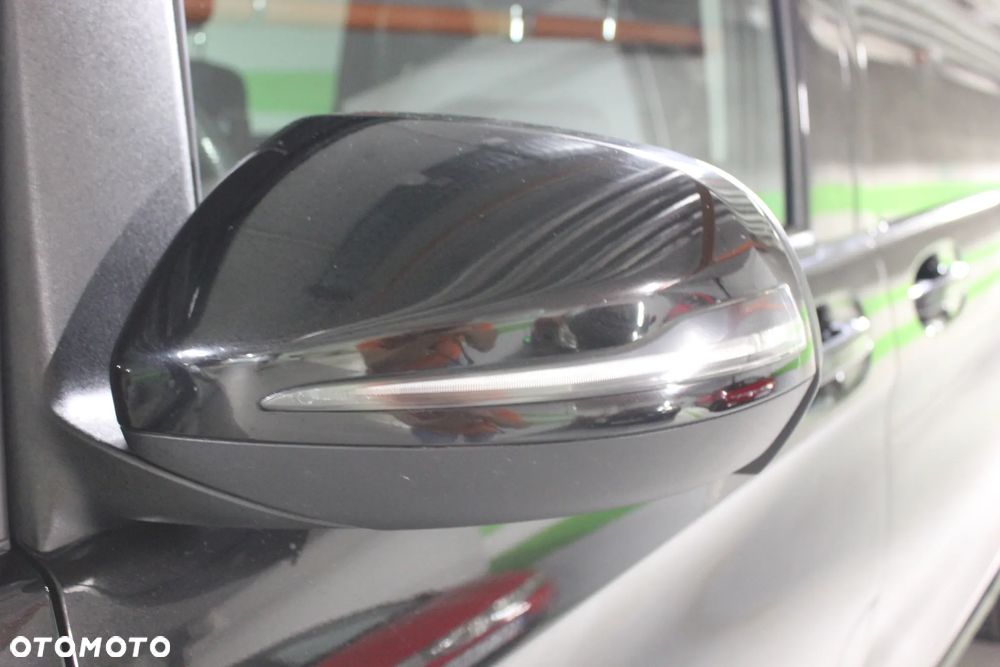 Mercedes-Benz Klasa V 220 (BlueTEC) d Avantgarde 7G-Tronic - 34