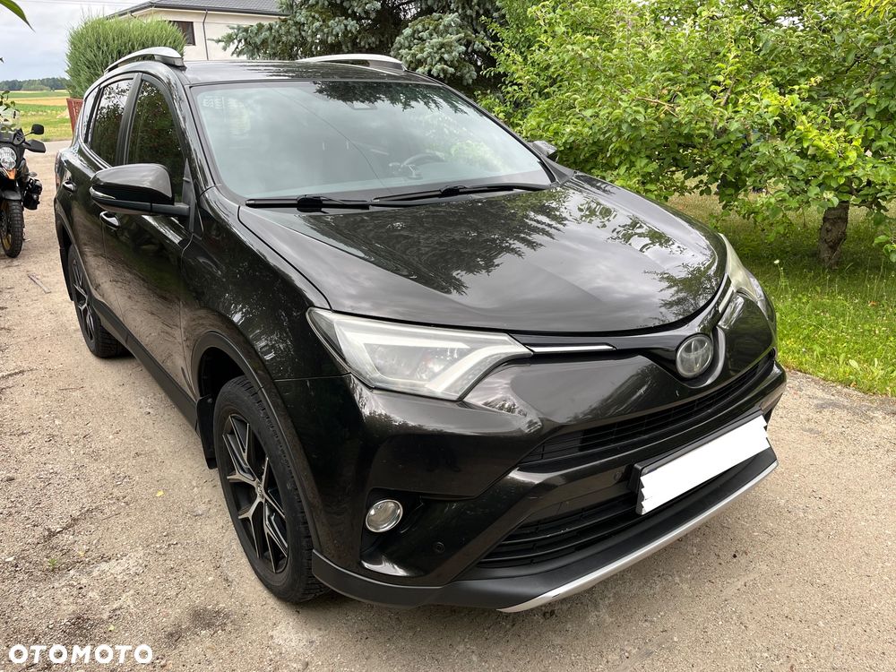 Toyota RAV4 2.0 D-4D Prestige 4x2 - 5