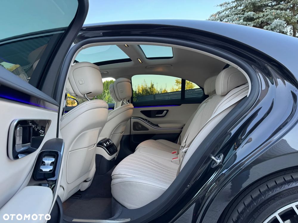 Mercedes-Benz Klasa S 400 d 4-Matic 9G-TRONIC - 12