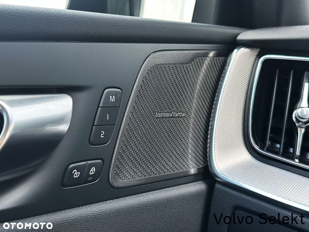 Volvo XC 60 - 33