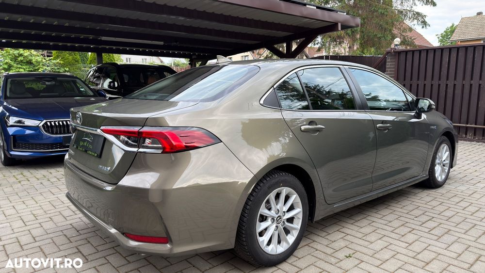 Toyota Corolla 1.8 HSD Exclusive - 28