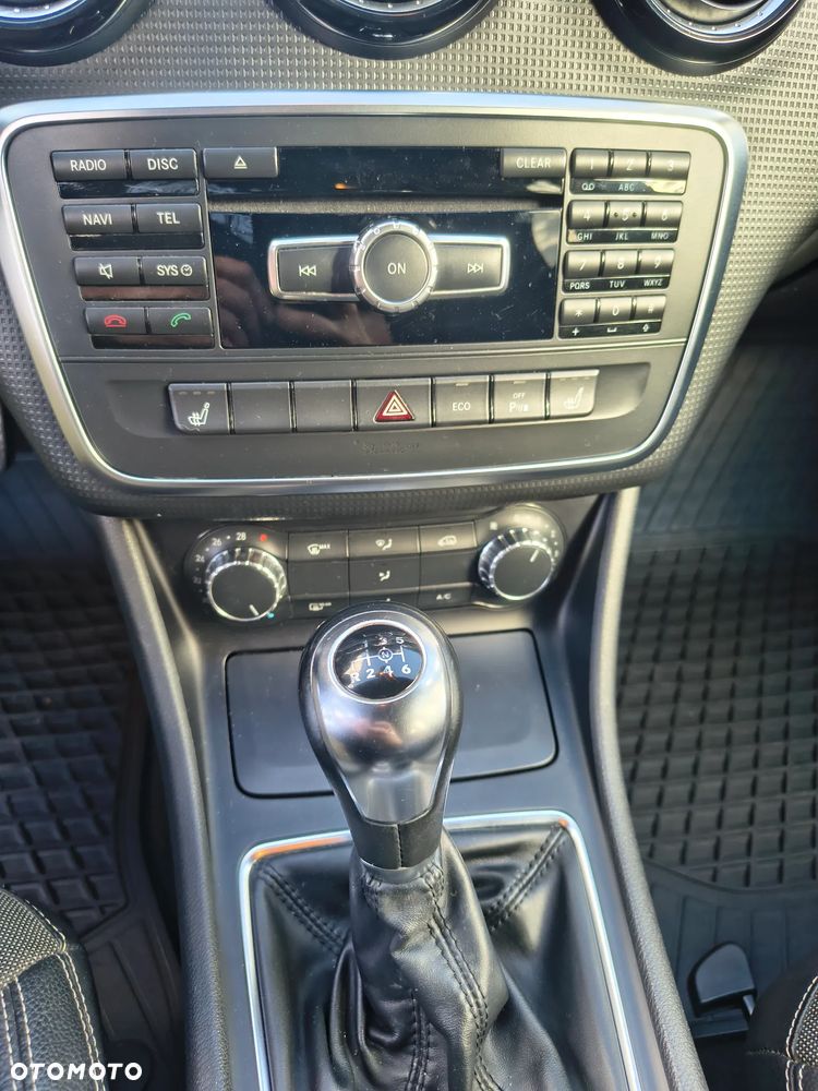 Mercedes-Benz Klasa A 180 (BlueEFFICIENCY) - 15