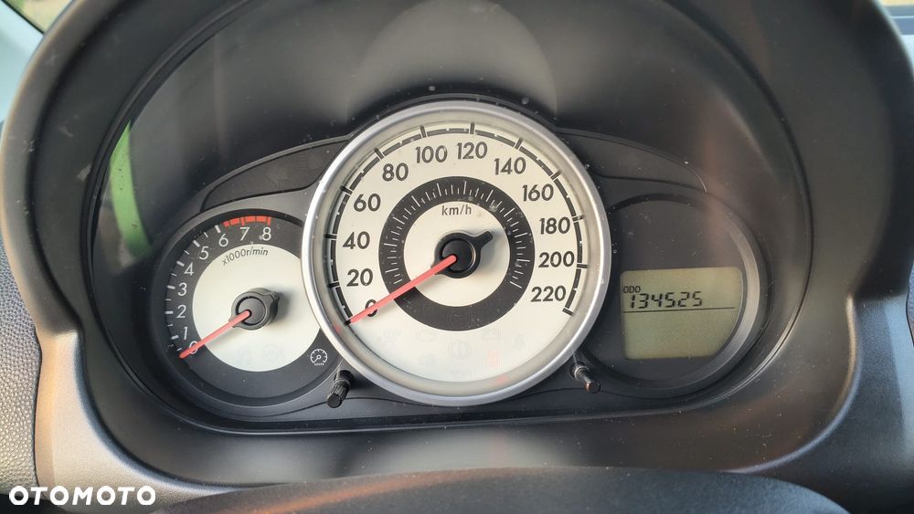 Mazda 2 1.3 Independence - 13