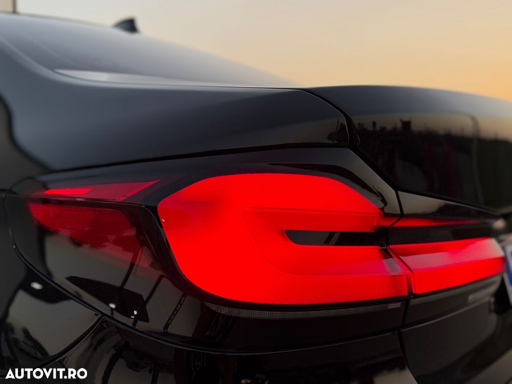 BMW Seria 5 520d AT MHEV - 18