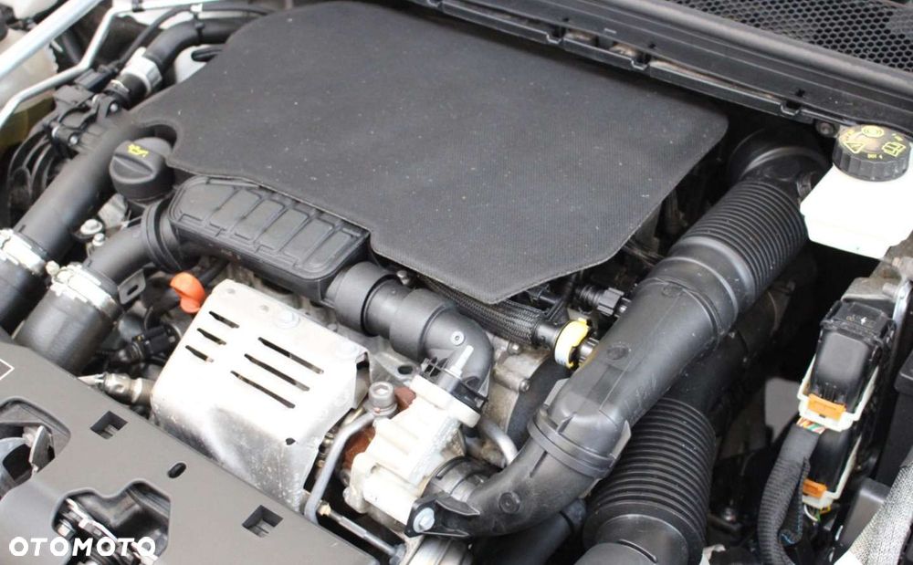 Peugeot 308 - 23