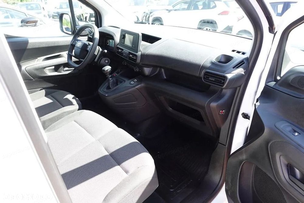Toyota Proace City Verso - 10