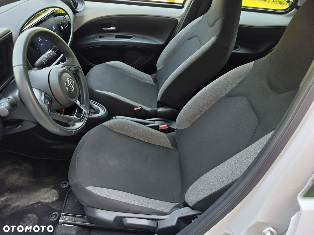 Toyota Aygo X - 14