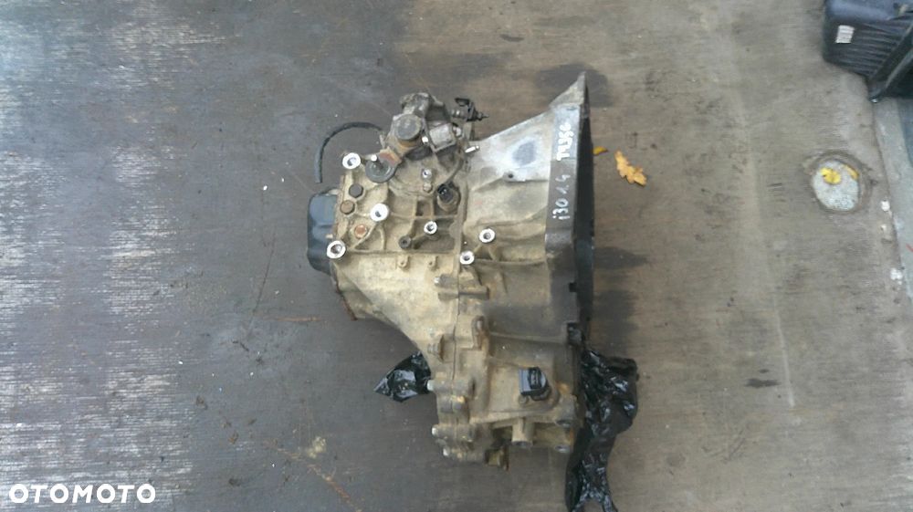 HYUNDAI I30 1.4 16V SKRZYNIA BIEGÓW T9J5G - 1