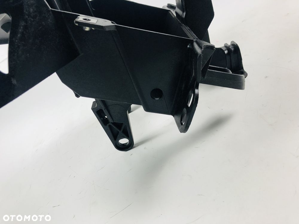 Yamaha 125 16-17 X-MAX 400 13-17 stelaż przód - 4