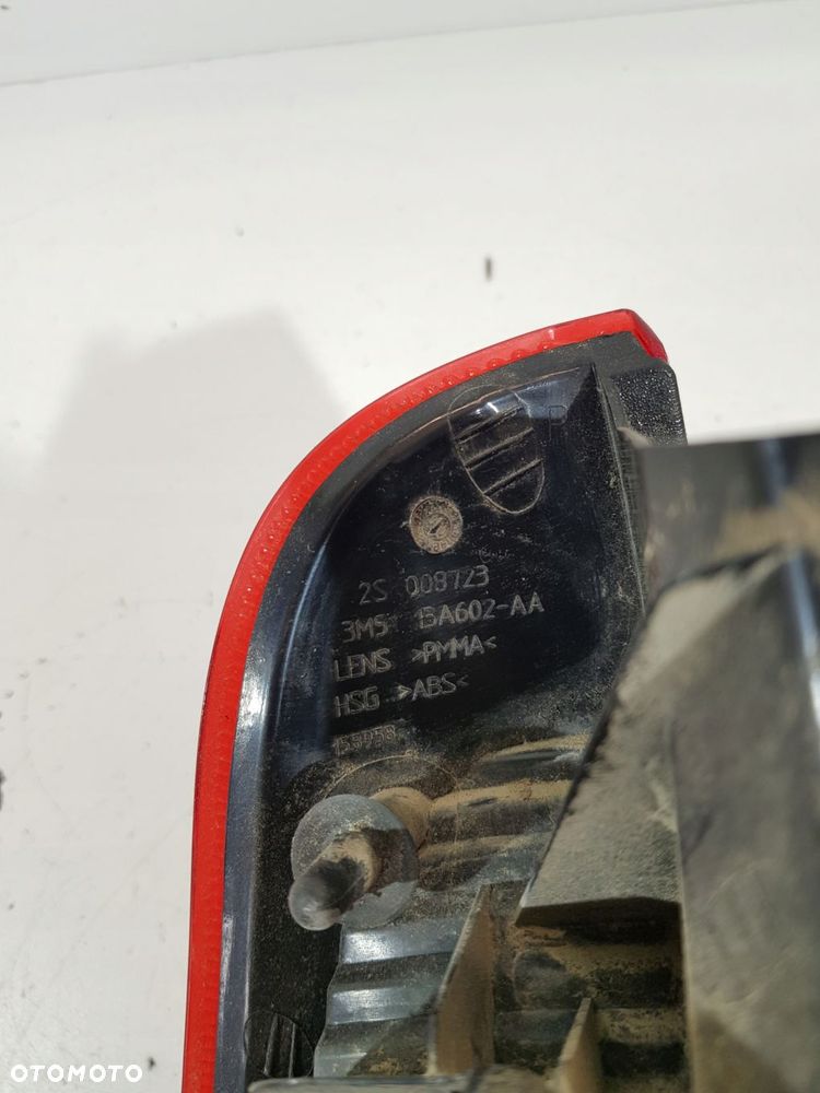 lampa prawa tylna ford c-max 03-07 3m5113a602aa - 6