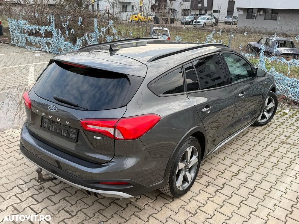 Ford Focus 1.0 EcoBoost Active Business - 3