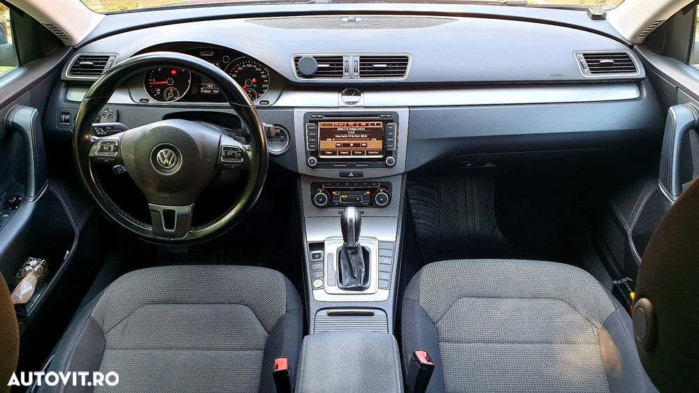 Volkswagen Passat 2.0 TDI DSG Trendline - 13