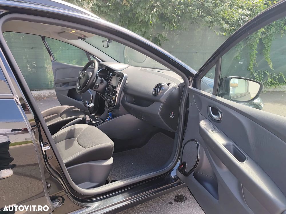 Renault Clio - 6