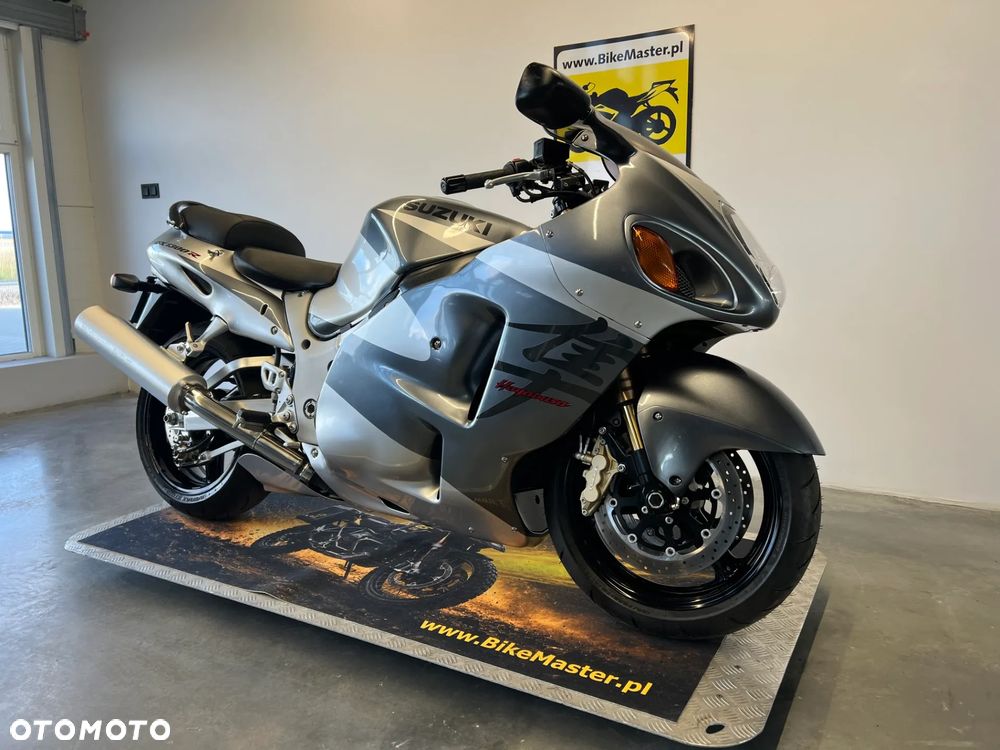 Suzuki GSX - 3