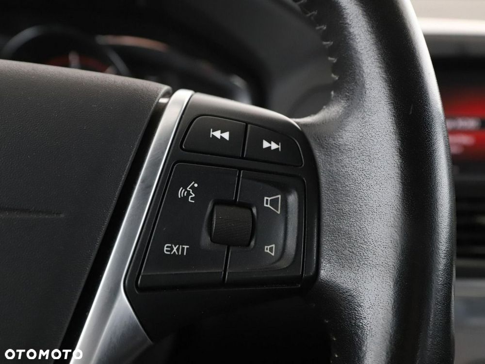 Volvo XC 60 D4 Geartronic Summum - 30