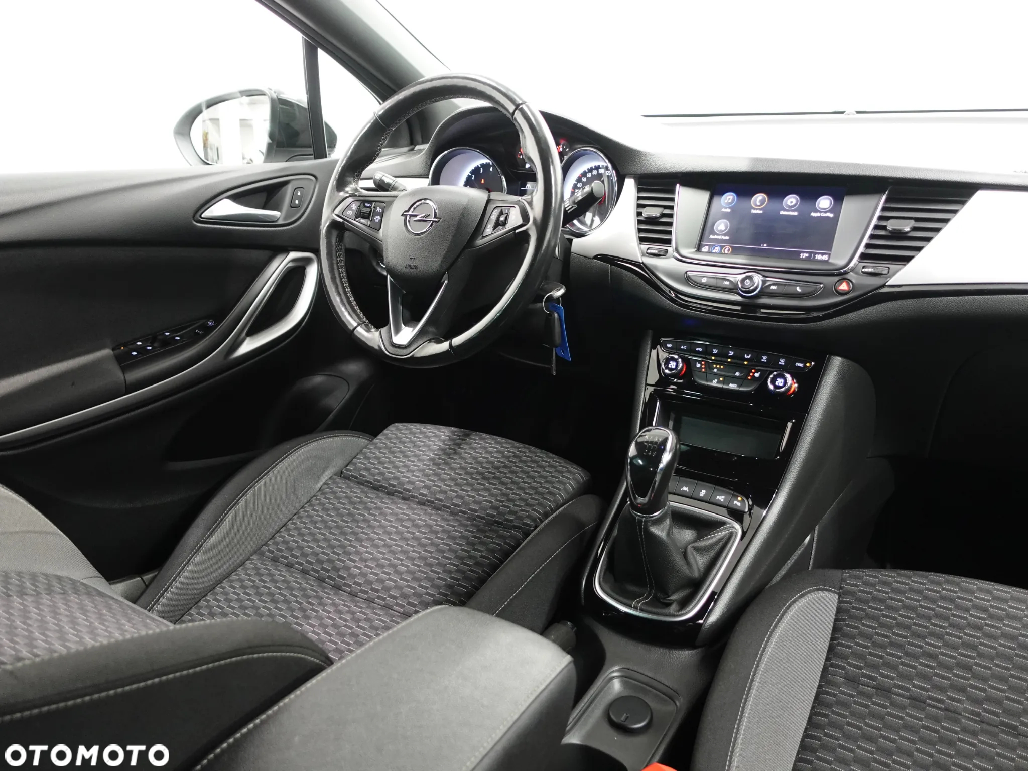 Opel Astra 1.2 Turbo Start/Stop Sports Tourer Edition - 32