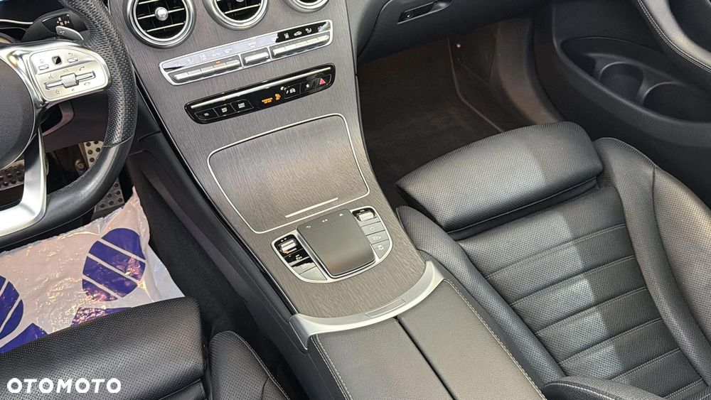 Mercedes-Benz GLC 300 e 4-Matic - 16