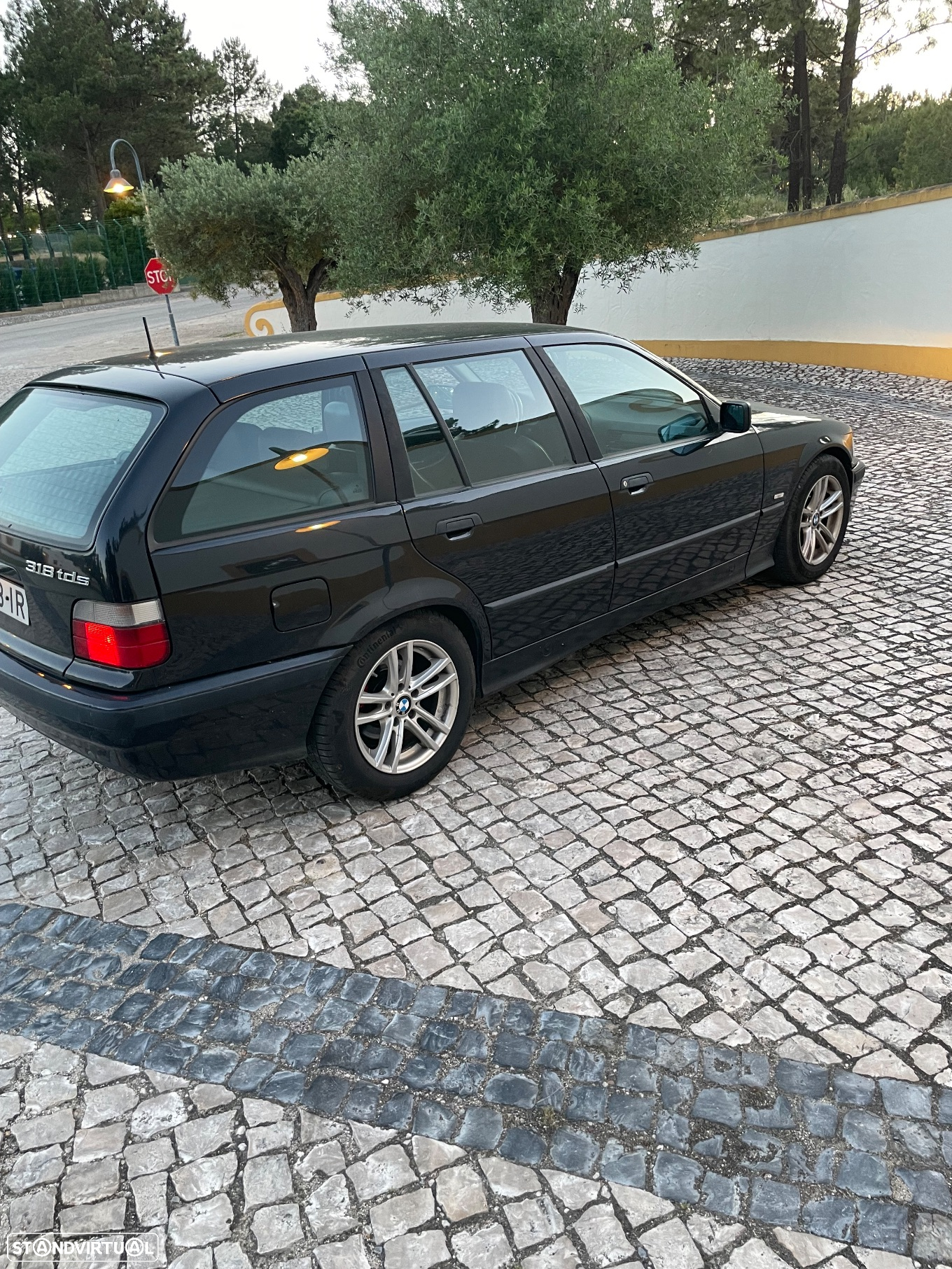 BMW 318 tds Touring Exclusive - 8