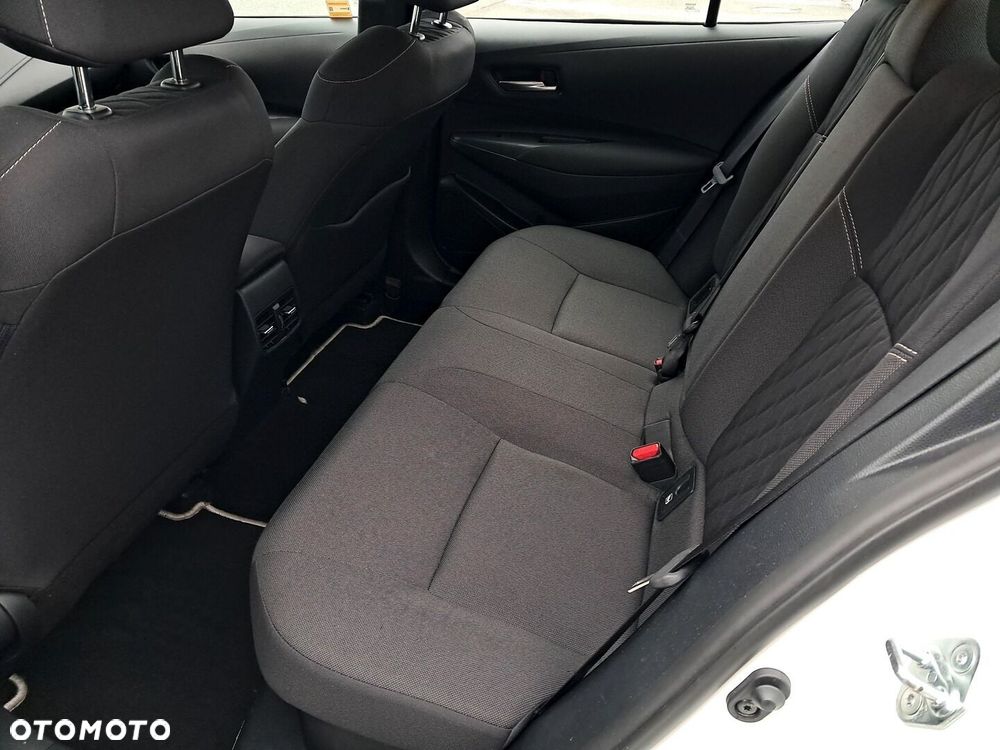 Toyota Corolla 1.8 Hybrid Comfort - 13