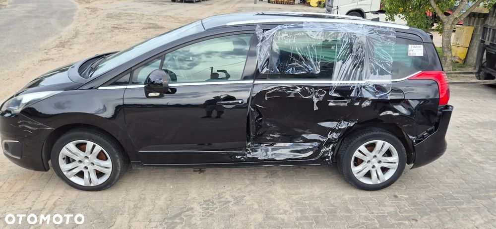 Peugeot 5008 - 11