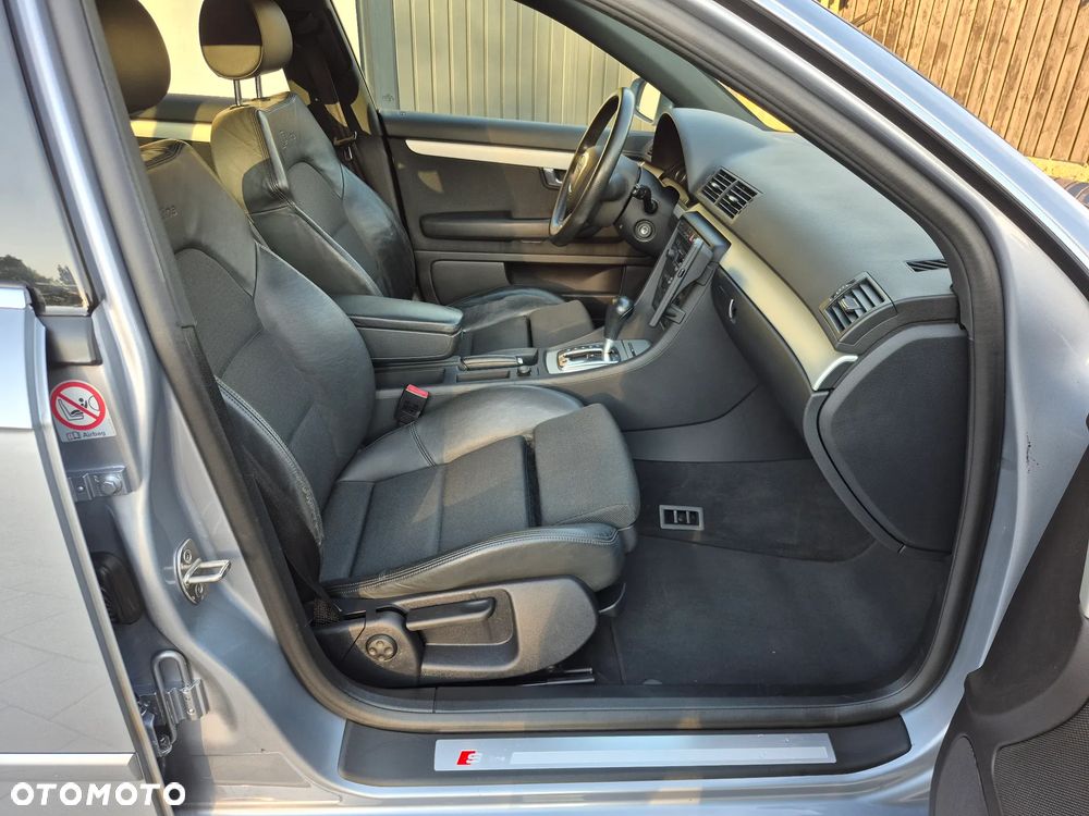 Audi A4 Limousine - 19