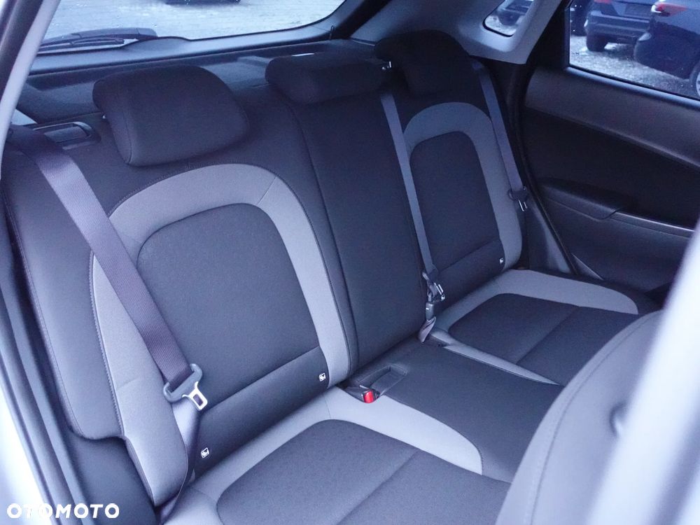 Hyundai Kona 1.6 T-GDI DCT Trend - 11