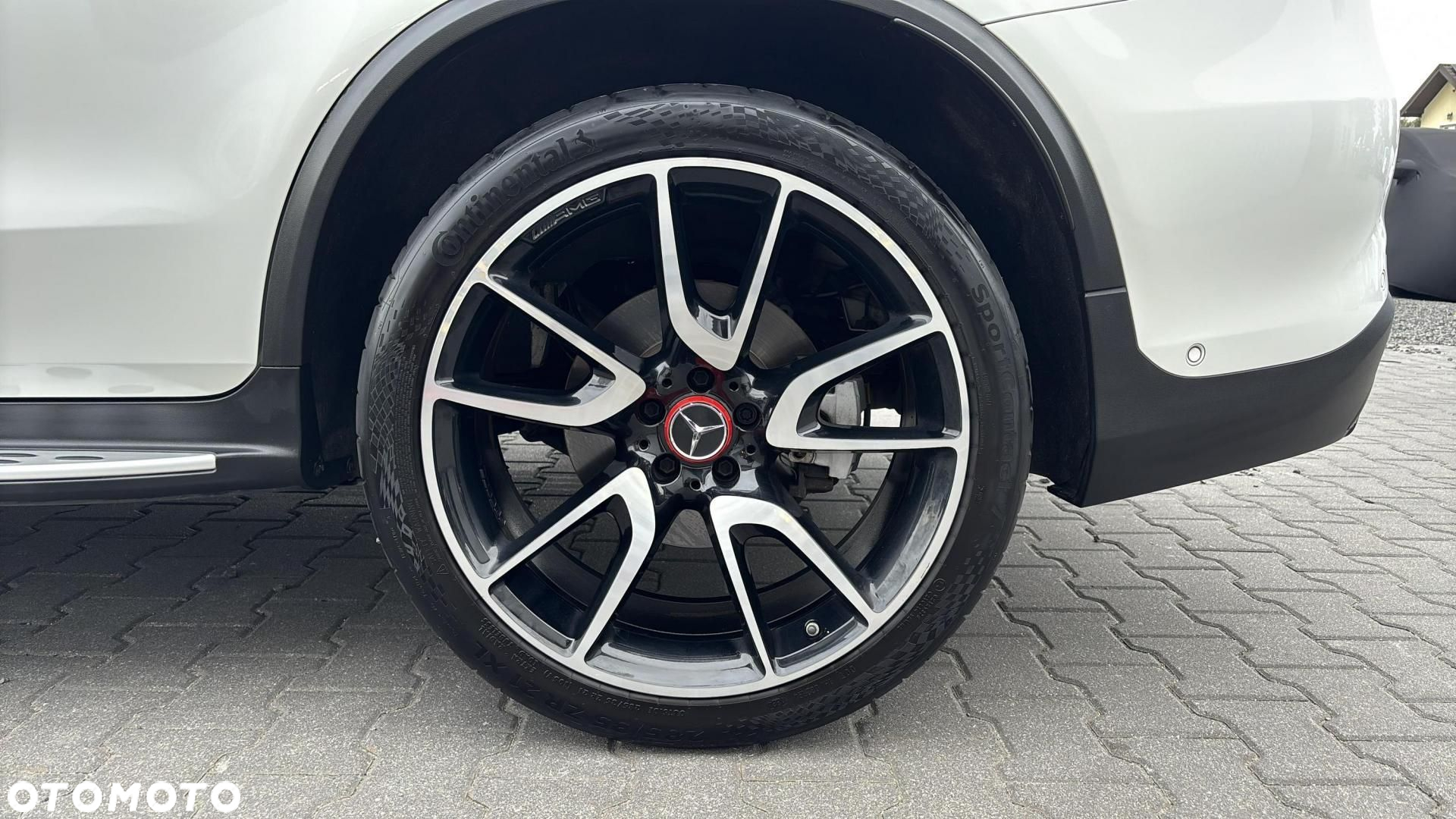 Mercedes-Benz GLC - 18