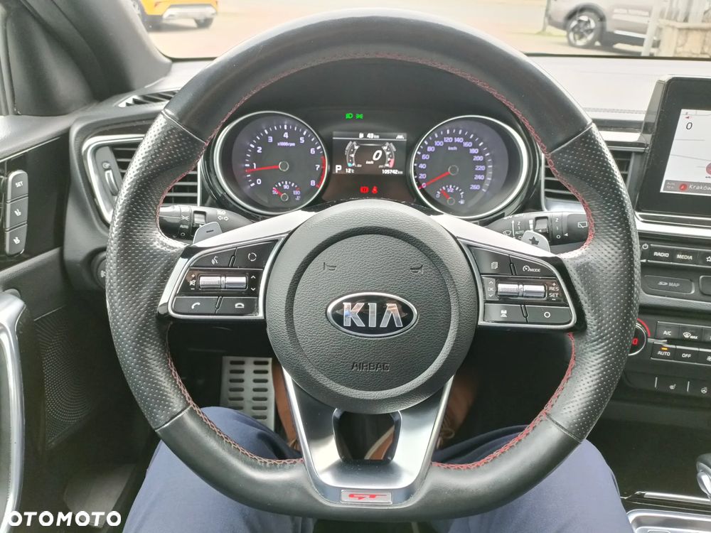 Kia ProCeed - 14