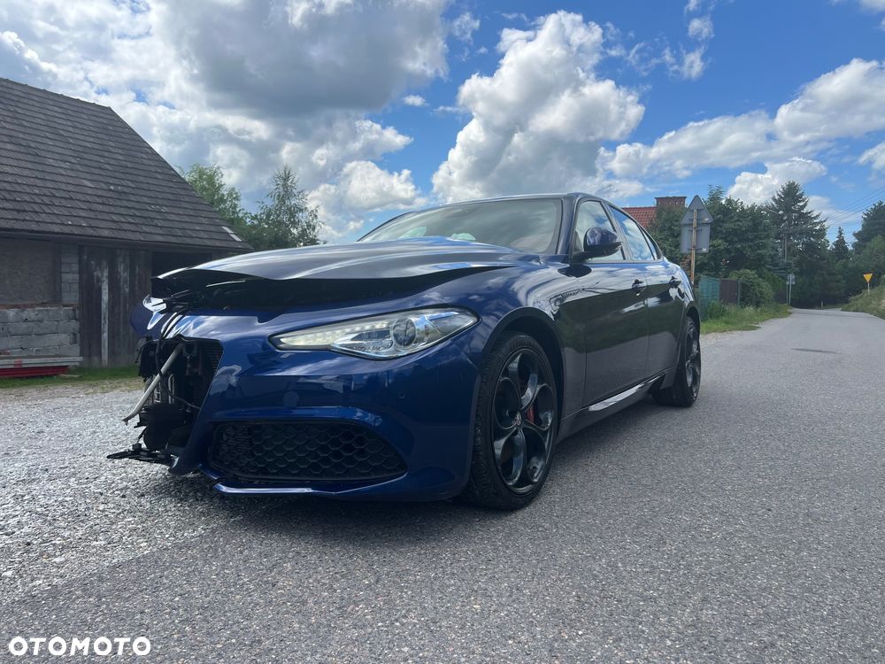 Alfa Romeo Giulia 2.2 D Turbo Veloce Q4 - 4